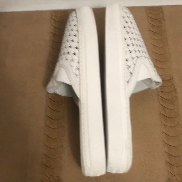 Rachel Zoe White Woven Leather Mules Slippers - Picture 8 of 8